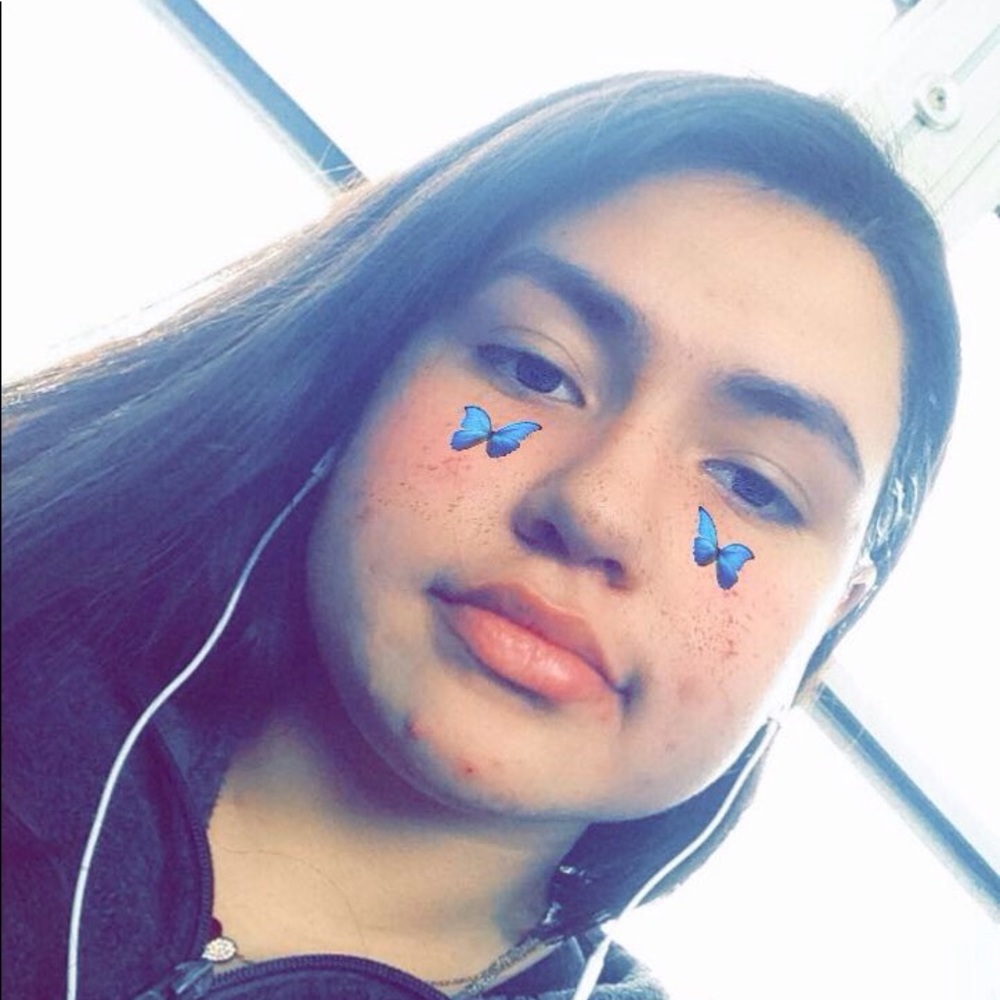 Meet your Posher, Noemie